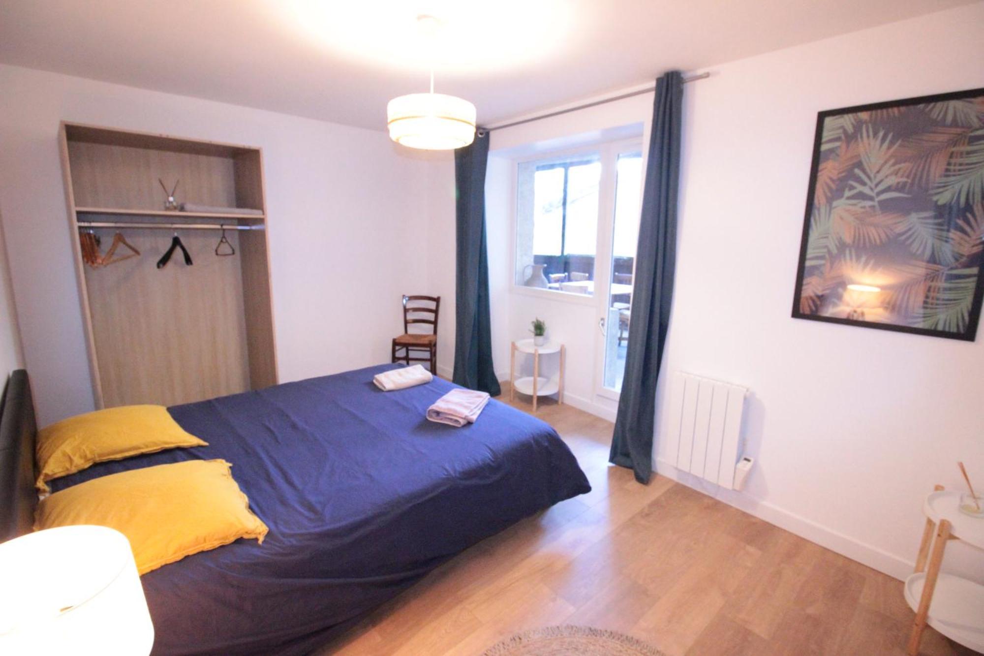 Logement Neuf "Meuse" - Hyper Centre - Parking Proche - Proche Gare - 4 Chambres - Terrasse Couverte - Wifi ! Gere Par Prestazen'Services ヴェルダン・シュル・ムーズ エクステリア 写真